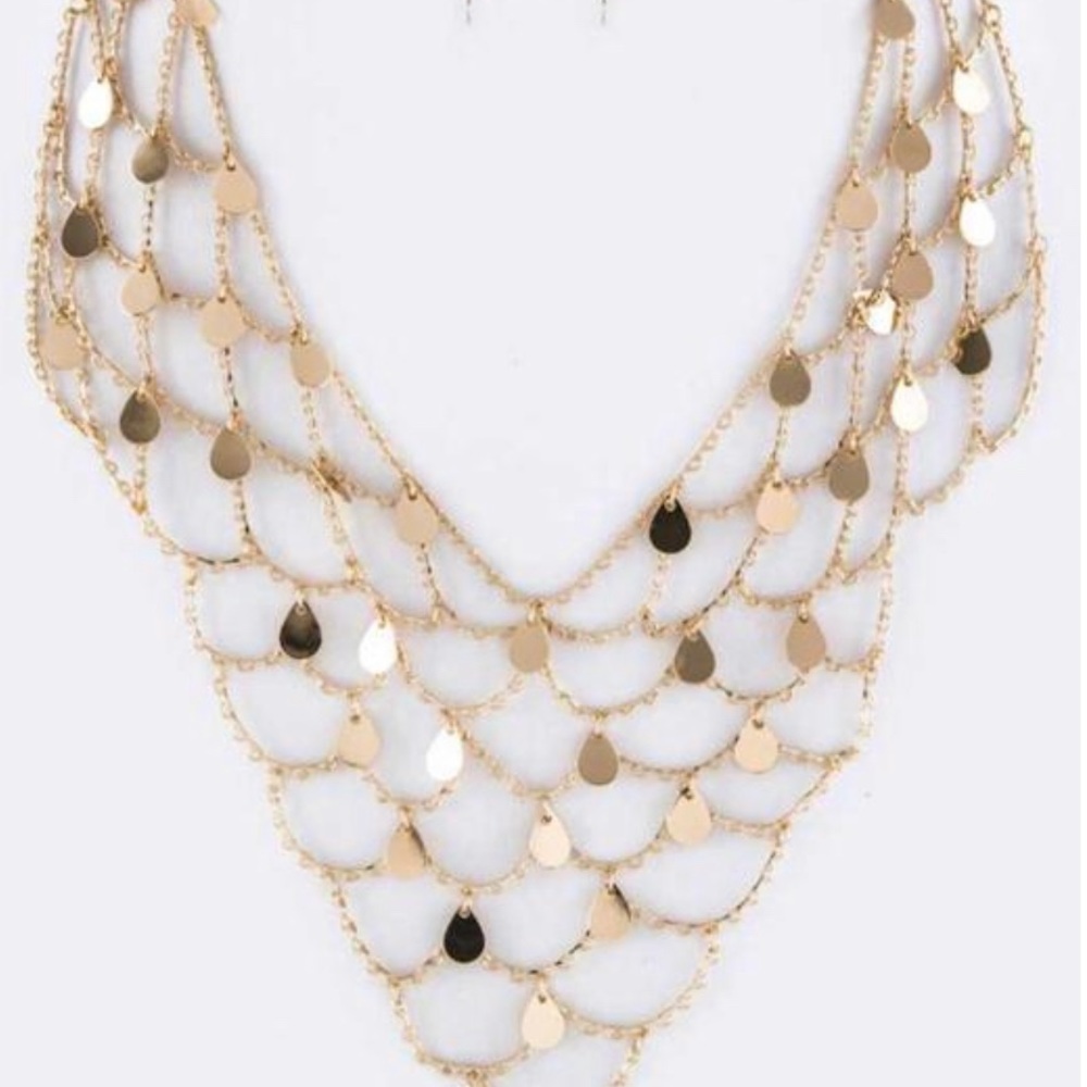 Gold Plated Metal Net Iconic Collar Necklace